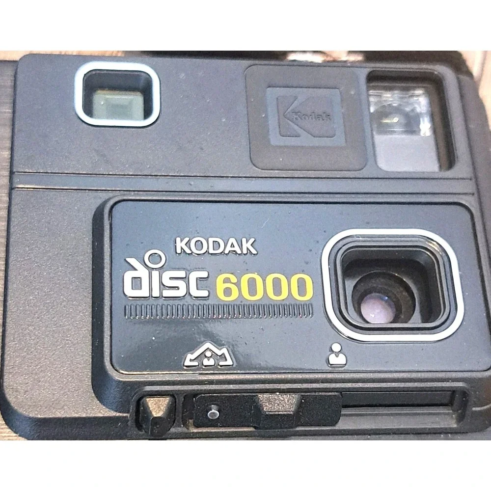 KODAK 6000 Disc Film Camera Vintage 1980s Retro w/ Display Case UNTESTED